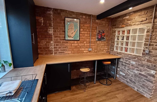 Northampton Oasis - 4 Bedroom House