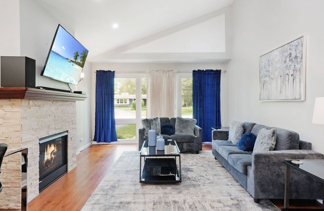Northbrook Rental