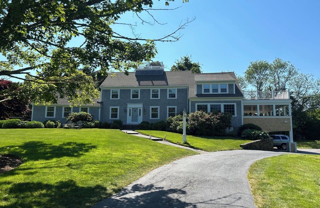 Northside Off of Historic 6A Lovely pet friendly rental home RPMS069