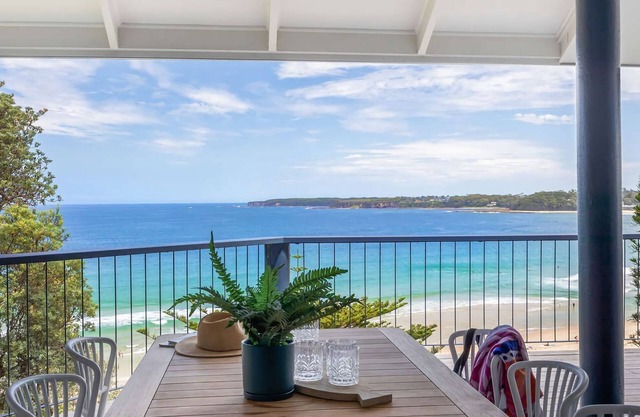 Northstar on Mollymook Beach - Significant ocean views from every window!