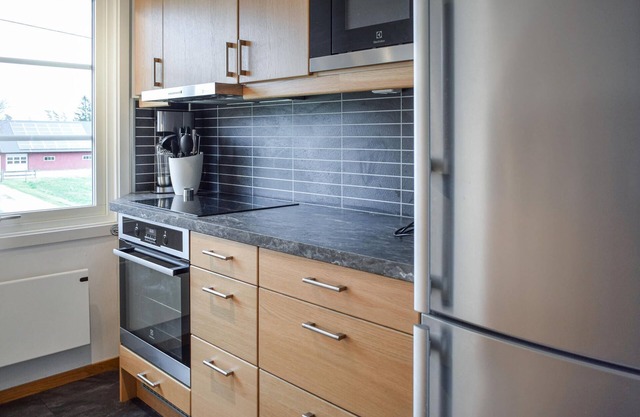 Not far from Lake Vederslöv, this large vacation apartment on the 1st floor welcomes you.