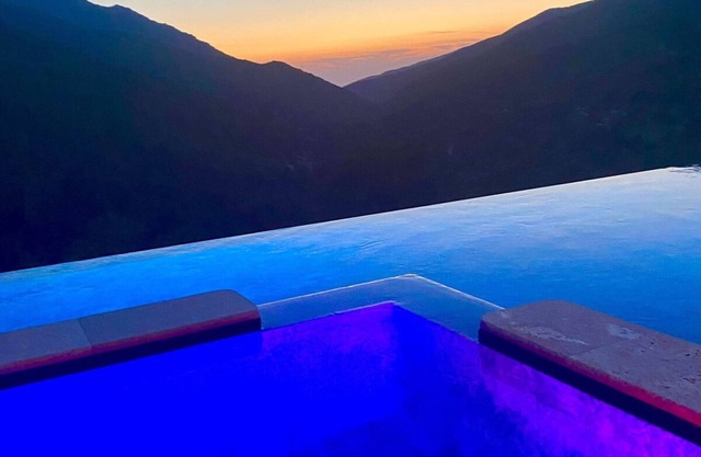 Nouveau en Balagne ! Logement 6 Pers. Clim, Piscine/jacuzzi, Terrain Pétanque