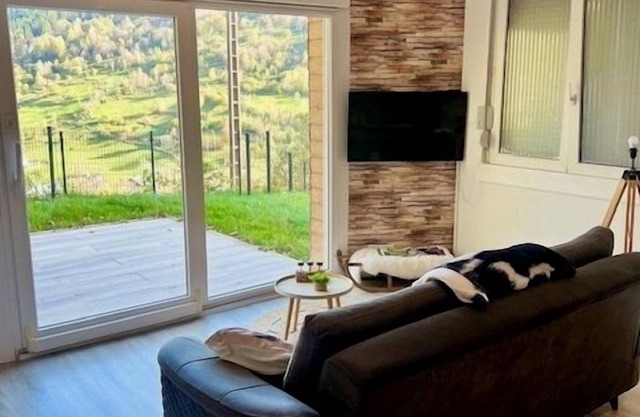 Nouveau T2 Dans Maison Tout Juste Rénové. Vue Imprenable sur la Vallée !