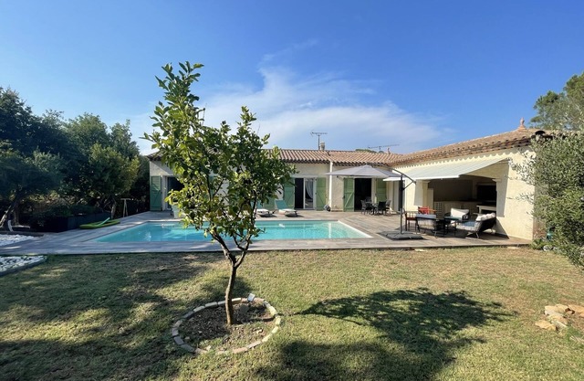 Nouveau : Très Jolie Villa Climatisée Avec Piscine