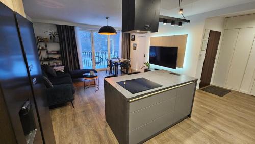 Nowy apartament z parkingiem, 10 minut do Centrum Krakowa, Wysoki standard