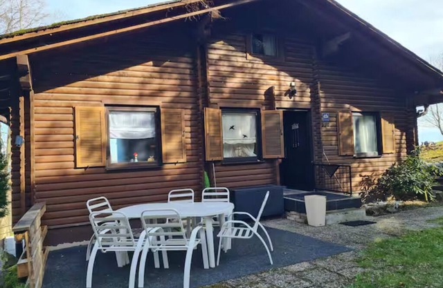 Nr3.near Pullmann City - small house in the middle of nature