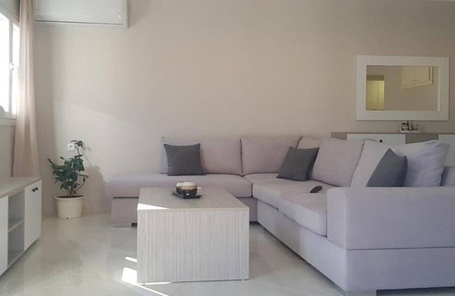 nSet in Lefkímmi, 2.4 km from Paralia Alikes and 3 km from Bouka Beach.