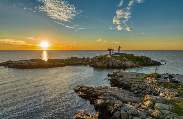 NUBBLE LIGHT VIEWS