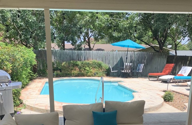 NW Charmer with private pool!