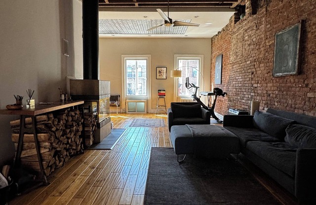 NYC Gramercy Park Penthouse Loft with HUGE Private Roof Deck