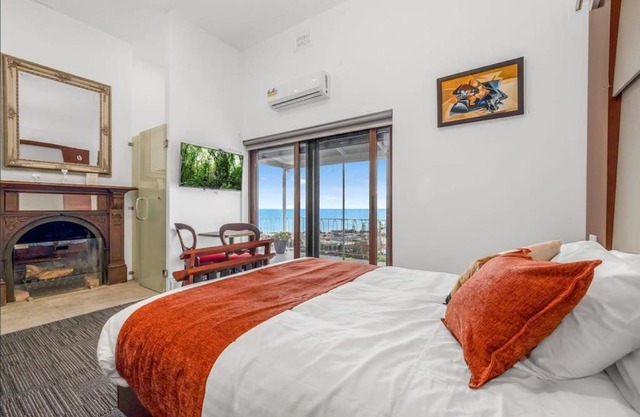 Oakleigh Guest House with Ocean Views - Room 8