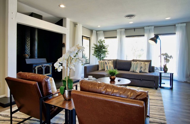 Oakridge Ranch ※ Sequoia, Kern River & Lake Escape