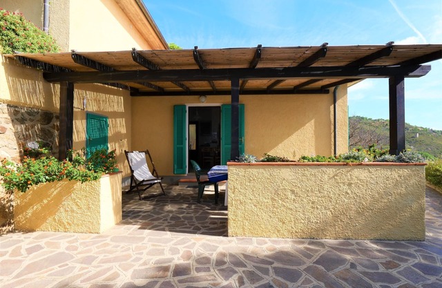 Oasis 1 by Interhome