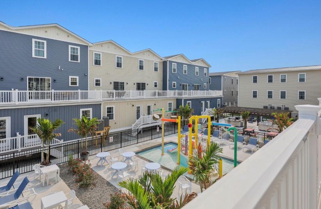 Oasis by Seaport Stays