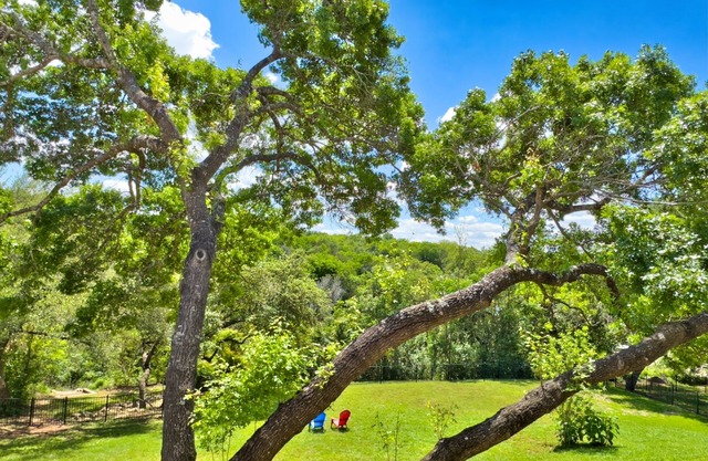 Oasis by the Lake, a Family Friendly Retreat with Spectacular Hill country view