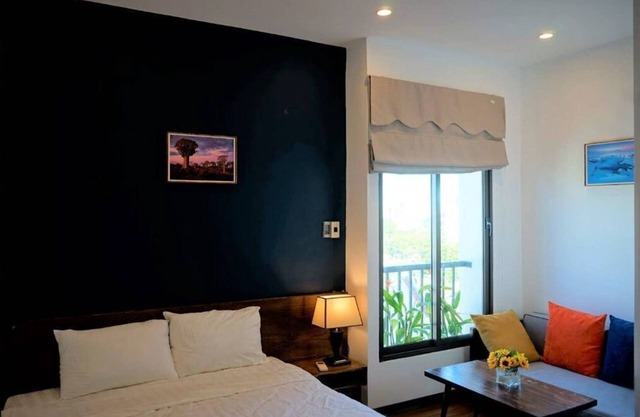 OASIS-NEAR BEACH-NICE ROOM-AIRPORT SHUTTLE-NETFLIX
