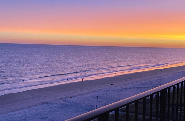 OCEAN BLISS! Beautiful updated deluxe oceanfront condo with large balcony