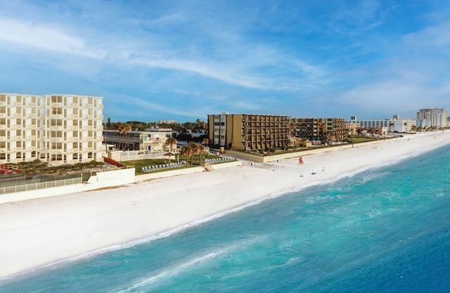 Ocean Court Beachfront Hotel