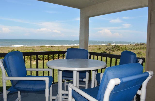 Ocean Front Condo W/private Beach Access & Minutes From Downtown St. Augustine