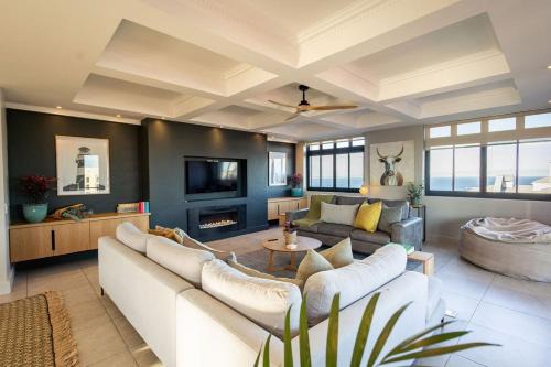 Ocean Penthouse - Hermanus Waterfront Apartments