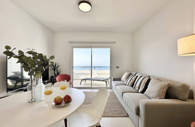 Ocean View Bajamar by TOR