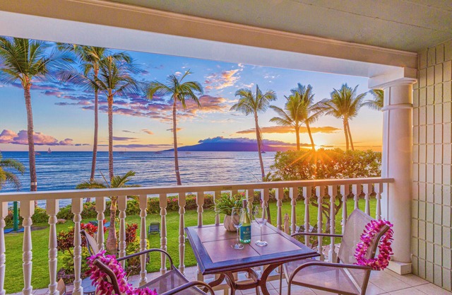 Ocean View Beach Front Condo in Downtown Lahaina