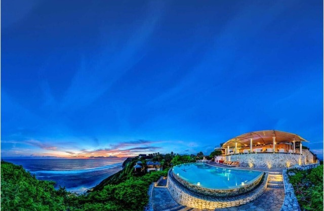 Ocean View: Deluxe 2BR Garden Pool Villa at 5 Star Karma Kandara Resort