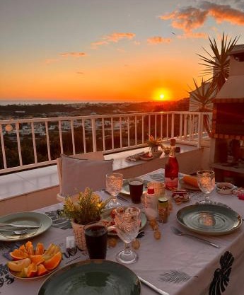 Ocean View Skyline Apartment ‚Hakuna Matata‘