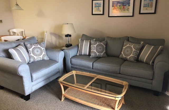 Ocean View - Steps To The Beach - Elevator - Low Host Fee - Mid-Town Location