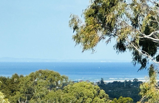 Ocean View, the Centre of Caloundra 5 min Drive to all the Beaches