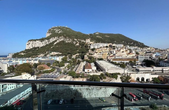 Ocean Village Luxury 2 bed spacious apartment in the heart of Gibraltar