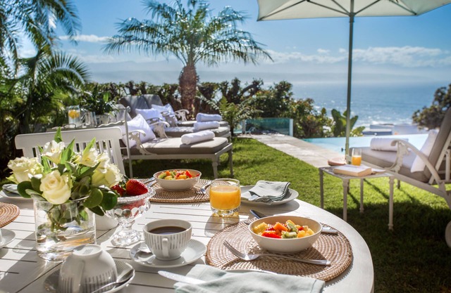 Ocean Watch Guest House