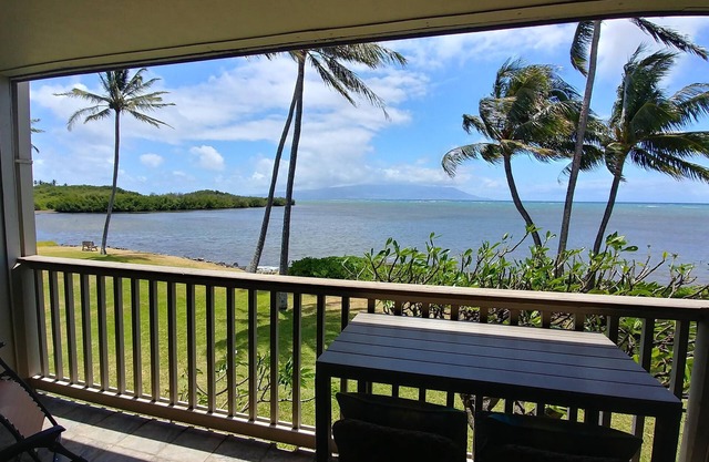 Oceanfront, AC!, king bed, kayaks, pickleball, and beach stuff all included!