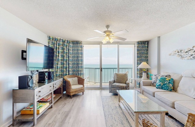 Oceanfront condo with pool, hot tub, private balcony & close to golf