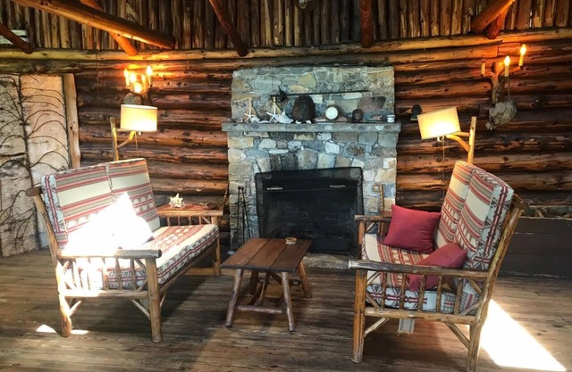 Oceanfront Log Cabin with Dock on Southport Island - 7 acres with westerly views