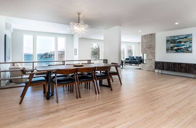 Oceanfront Luxury Modern Home - Heated Pool & Hot Tub - Minutes to Old Port
