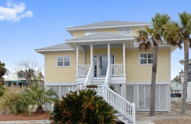 Oceanfront Living at Ocean View Pricing-2nd Row with Big View and Boardwalk!