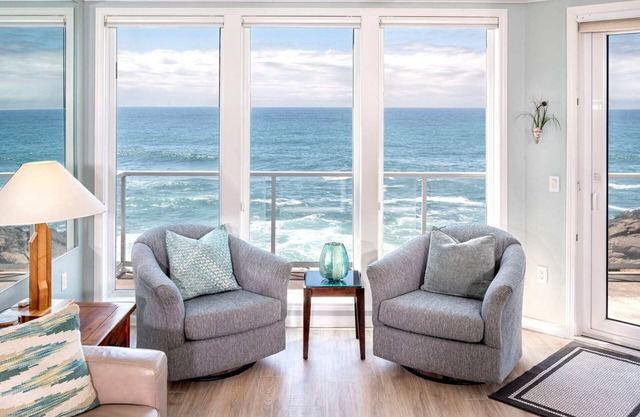 Oceanfront, Whale Watching, Pool - Whalers View