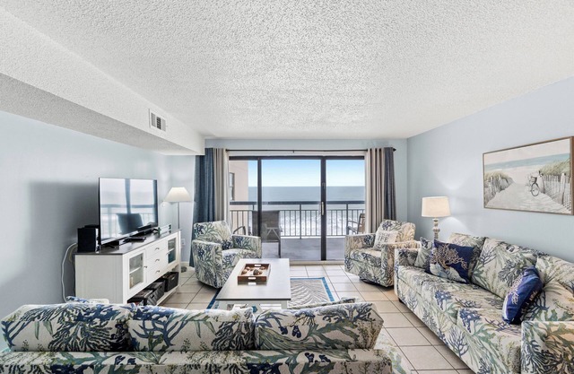 Oceans 808 - 1 Bedroom - Ocean Front - Sleeps 4