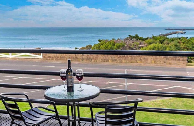 Oceanscape ~ OCEAN VIEWS Uninterrupted