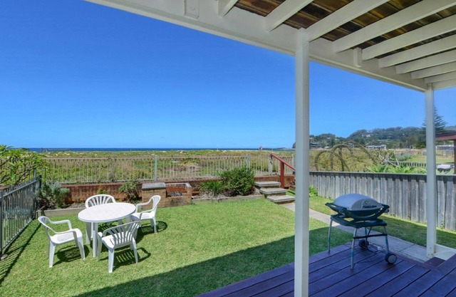 Oceanside - Pet Friendly Beachside Accommodation
