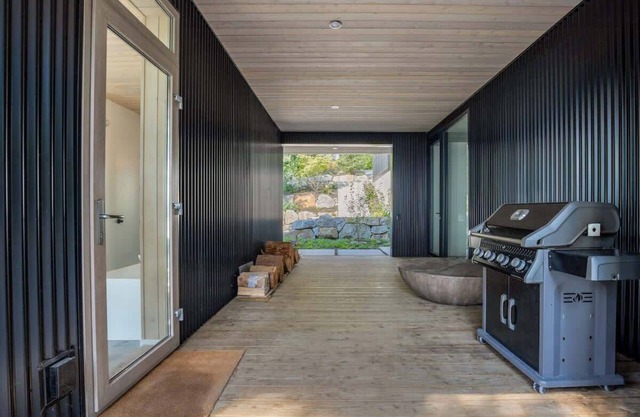 Oceanview Luxury w/2 King Beds + EV Charger