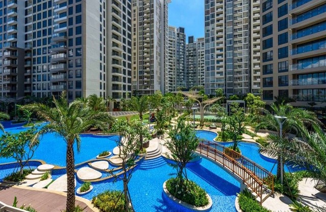 Odela Estella Riverside Luxury Vacation