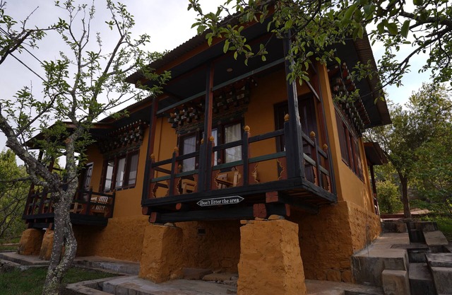 Olathang Cottages