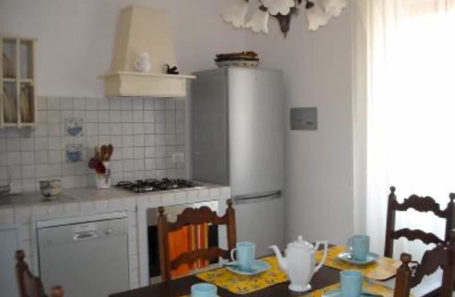 Old "borgo" in Maremma among olive groves, etruscan treasures, lake and sea.WIFI