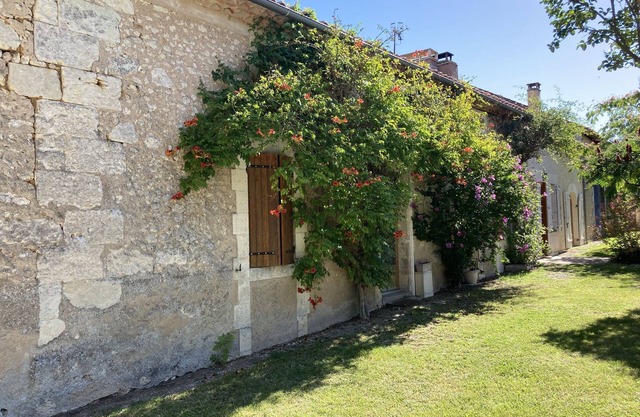 Old farmhouse with swimming pool