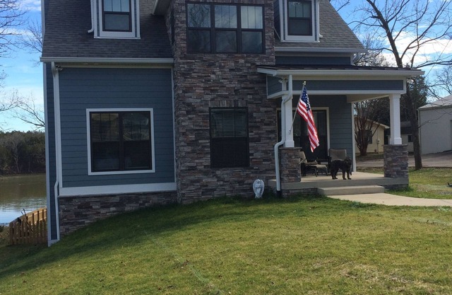 Old Hickory Lakefront property 25 minutes from Nashville
