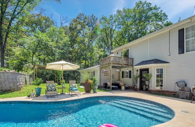 Old Wire Retreat Summ