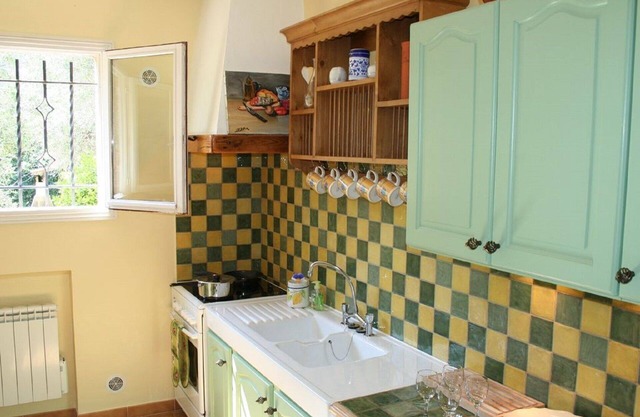 Olive Grove Apartment with *Large Heated Pool*