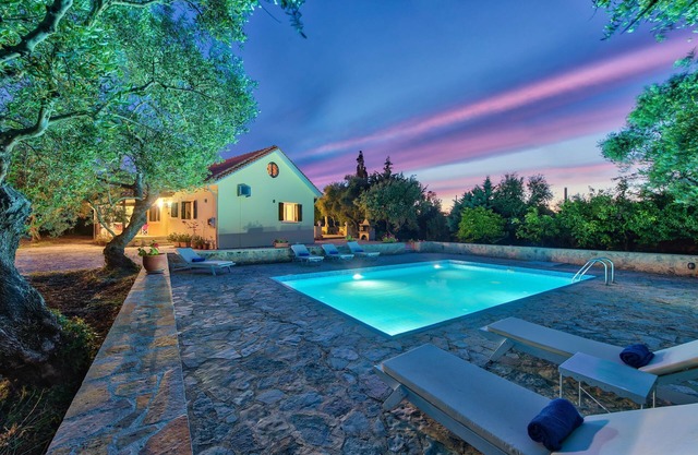 Olivegrove 3 Bedroom Villa